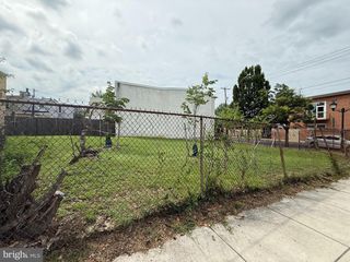 614 E ELEVENTH ST, Wilmington, DE 19801