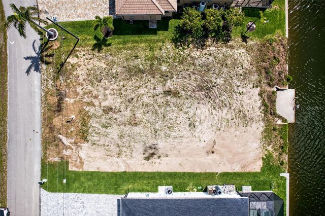 3406 NW 14TH TERRACE, Cape Coral, FL 33993