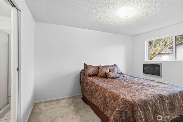 3316 S 248th Place, Kent, WA 98032