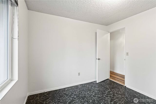 3316 S 248th Place, Kent, WA 98032