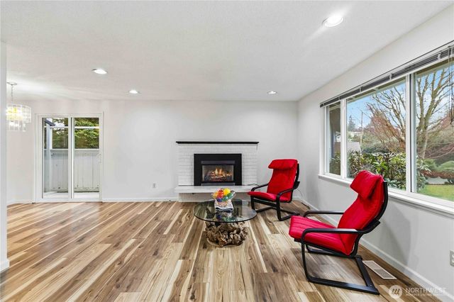 3316 S 248th Place, Kent, WA 98032