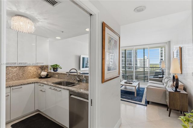3350 SW 27 AV 1603, Coconut Grove, FL 33133