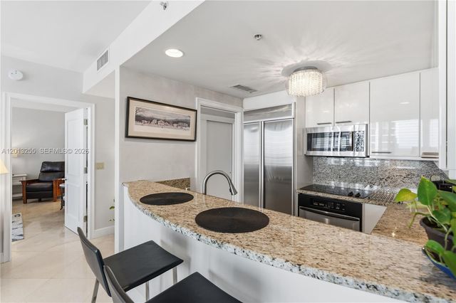 3350 SW 27 AV 1603, Coconut Grove, FL 33133