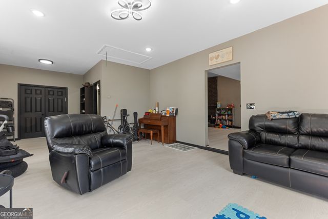 179 Ga Highway 42 S, Knoxville, GA 31050