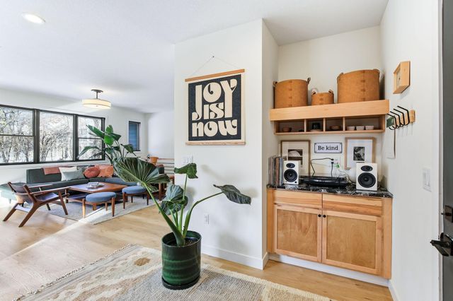 1401 Harmony Drive, Mahtomedi, MN 55115