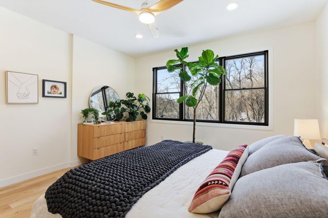 1401 Harmony Drive, Mahtomedi, MN 55115