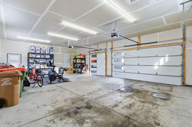 1401 Harmony Drive, Mahtomedi, MN 55115