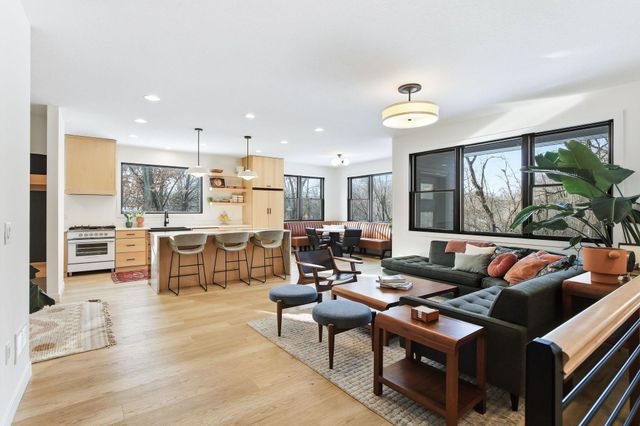 1401 Harmony Drive, Mahtomedi, MN 55115