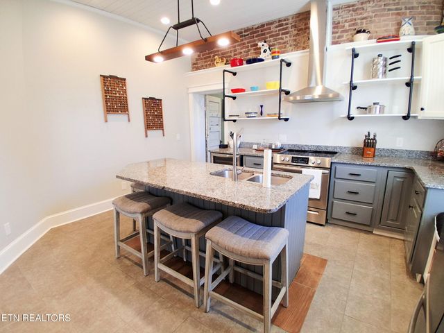 106 Villa St, Mcminnville, TN 37110