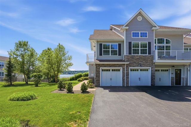 614 Sacandaga Loop, Wappingers Falls, NY 12590