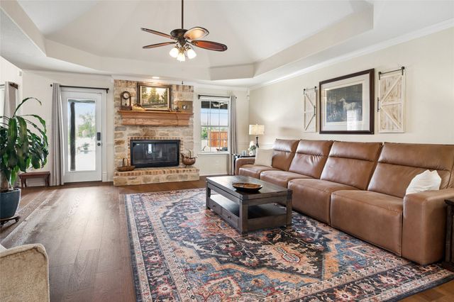 199 Newfield Lane, Springtown, TX 76082