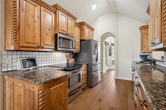 199 Newfield Lane, Springtown, TX 76082