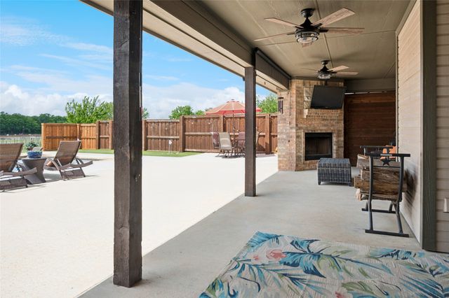 199 Newfield Lane, Springtown, TX 76082