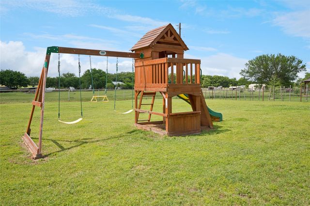 199 Newfield Lane, Springtown, TX 76082