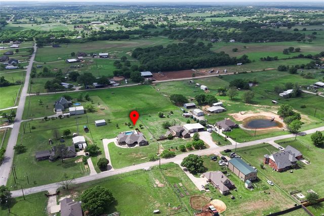 199 Newfield Lane, Springtown, TX 76082