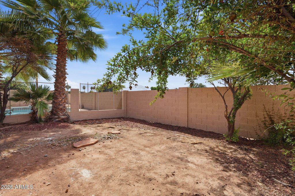Image 35 of property listing at 1134 N SAINT ELENA Street, Gilbert, AZ 85234