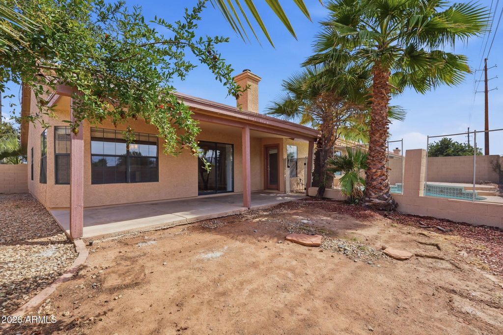 Image 36 of property listing at 1134 N SAINT ELENA Street, Gilbert, AZ 85234