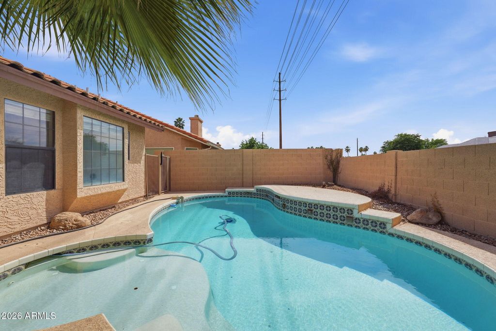 Image 37 of property listing at 1134 N SAINT ELENA Street, Gilbert, AZ 85234