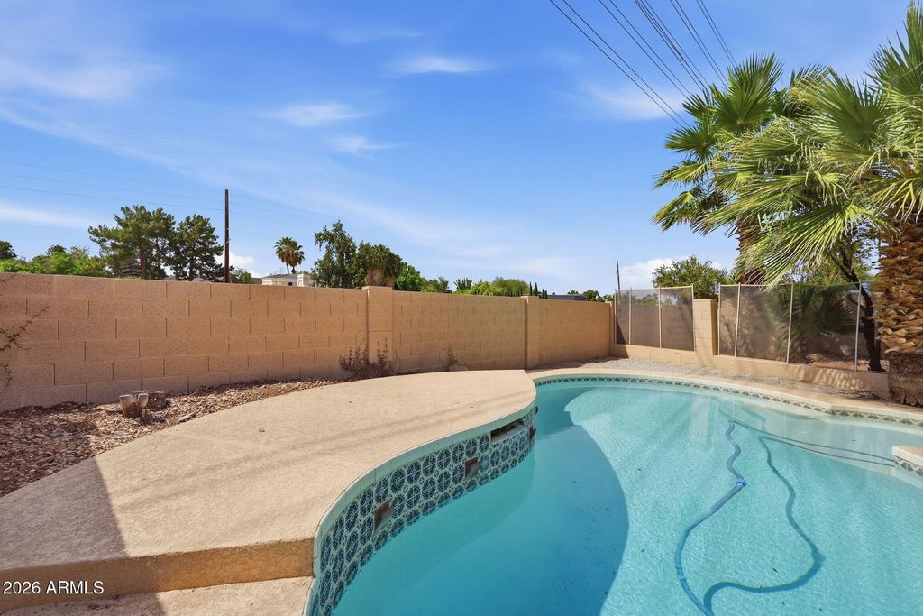 Image 39 of property listing at 1134 N SAINT ELENA Street, Gilbert, AZ 85234