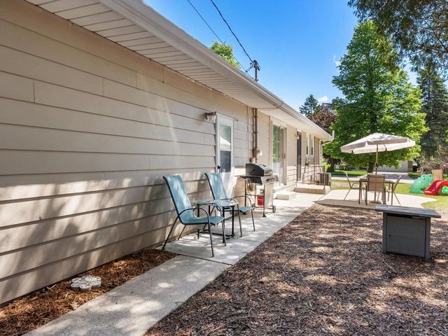 3113 North AVENUE, Sheboygan, WI 53083