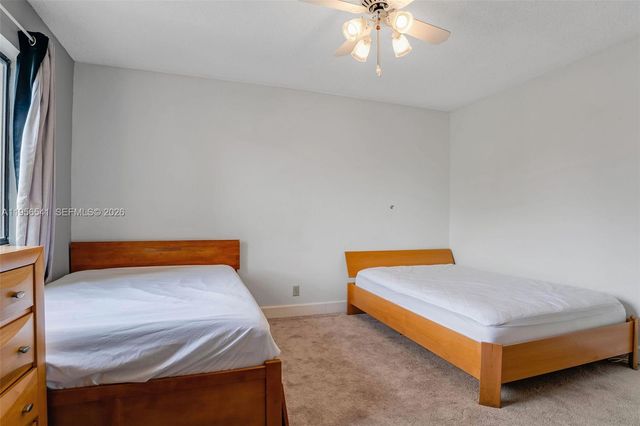 182 Lakeview Dr 204, Weston, FL 33326