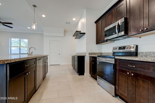 16075 N 30 Street, Phoenix, AZ 85032