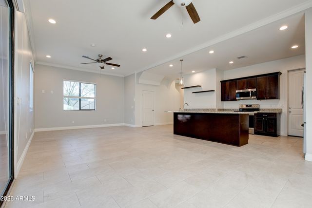 16075 N 30 Street, Phoenix, AZ 85032