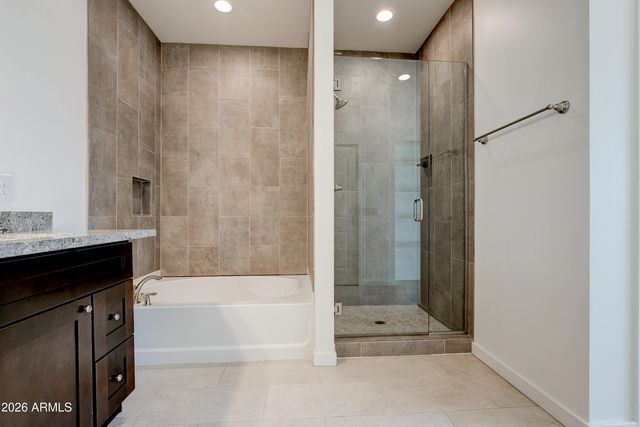 16075 N 30 Street, Phoenix, AZ 85032