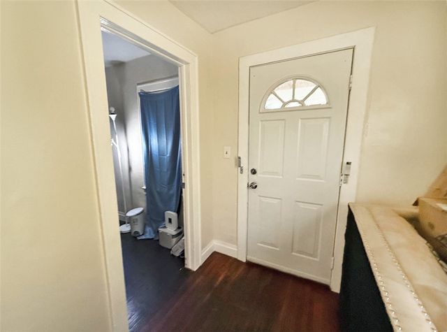 690 Seward Street, Rochester, NY 14611