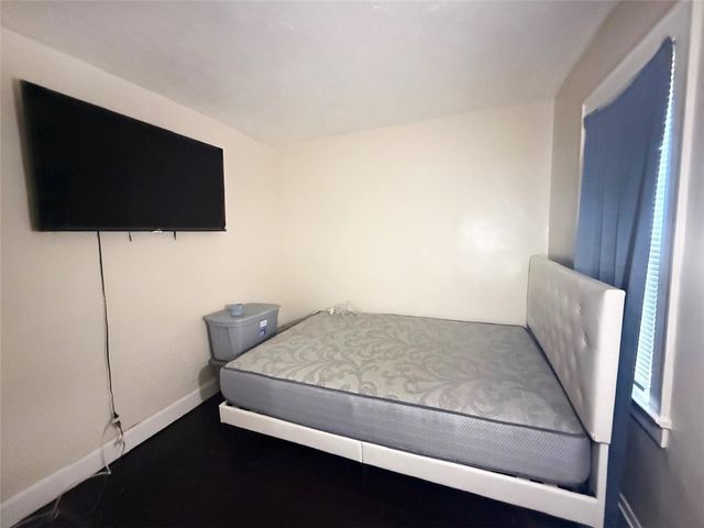 690 Seward Street, Rochester, NY 14611