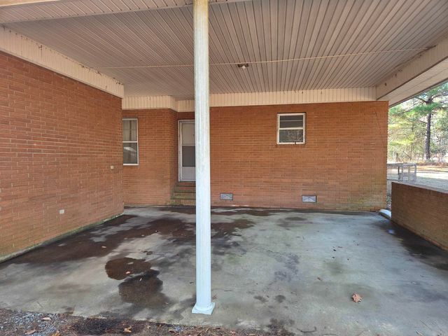 6824 Nevins Road, Pine Bluff, AR 71603