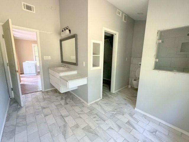 405 N Grace Street, Crockett, TX 75835