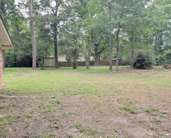 405 N Grace Street, Crockett, TX 75835