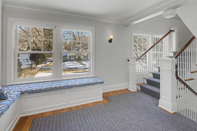 259 Woodlawn Avenue, Saint Paul, MN 55105