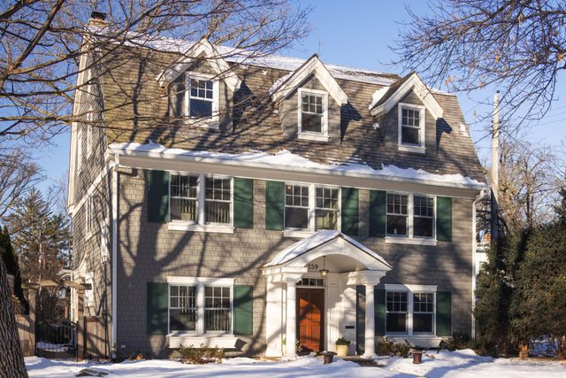 259 Woodlawn Avenue, Saint Paul, MN 55105