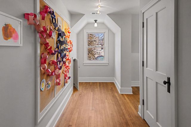 259 Woodlawn Avenue, Saint Paul, MN 55105