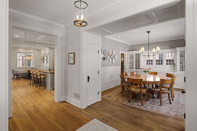 259 Woodlawn Avenue, Saint Paul, MN 55105