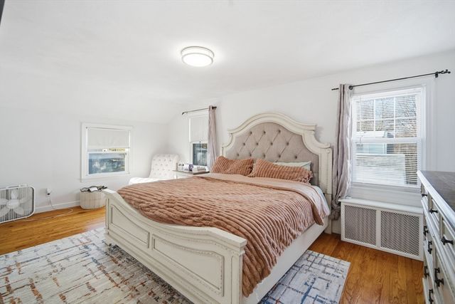 13 Bither St, Springfield, MA 01118