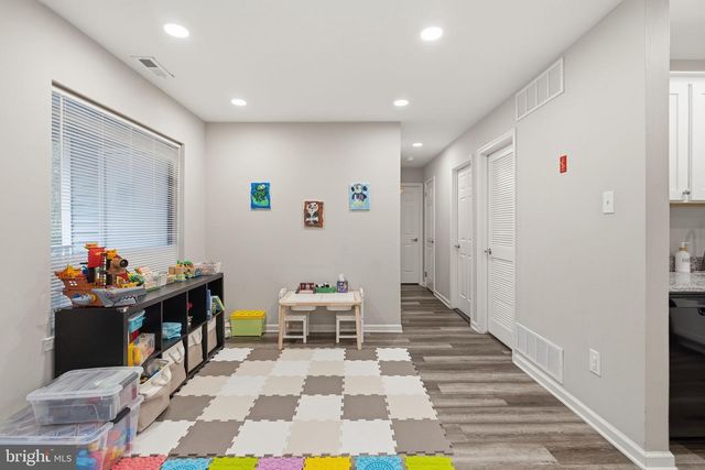 108 DIAMOND DR, Newtown, PA 18940