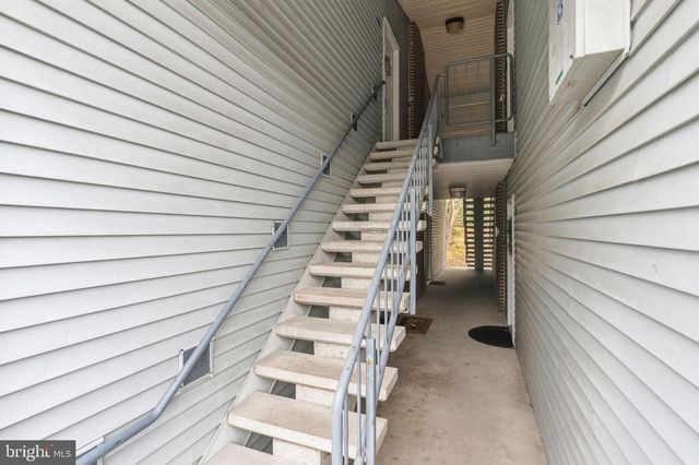 108 DIAMOND DR, Newtown, PA 18940