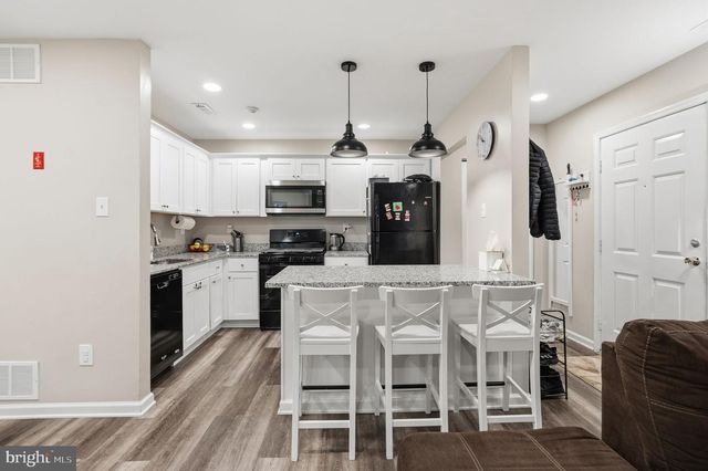 108 DIAMOND DR, Newtown, PA 18940