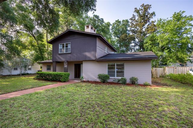 2147 NW 7TH PLACE, Gainesville, FL 32603