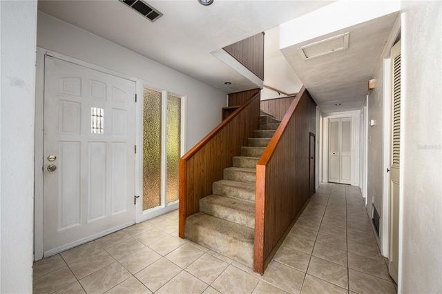 2147 NW 7TH PLACE, Gainesville, FL 32603