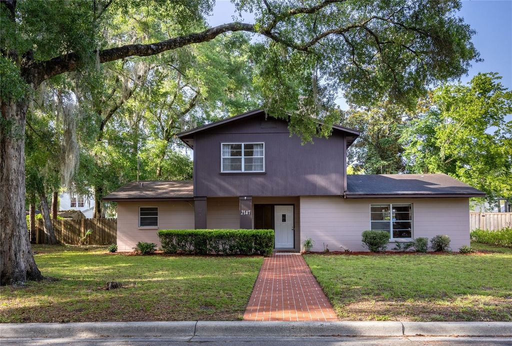 2147 NW 7TH PLACE, Gainesville, FL 32603