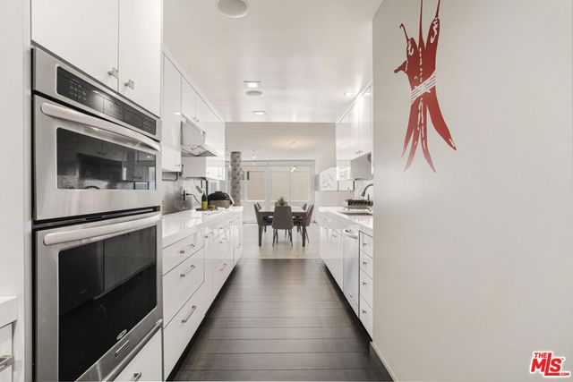 262 N Crescent Drive 2 E, Beverly Hills, CA 90210