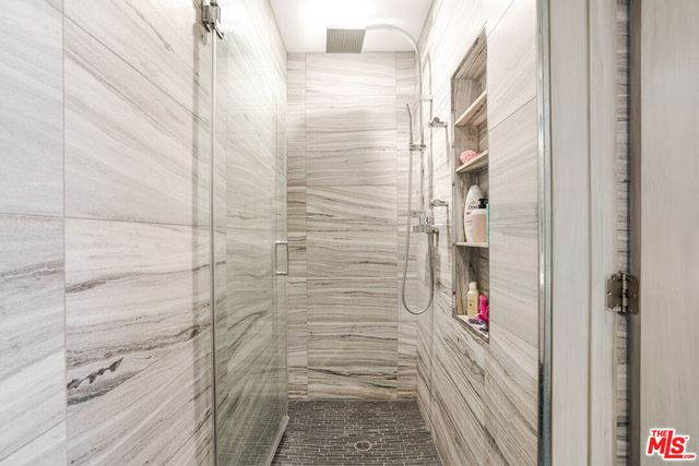 262 N Crescent Drive 2 E, Beverly Hills, CA 90210