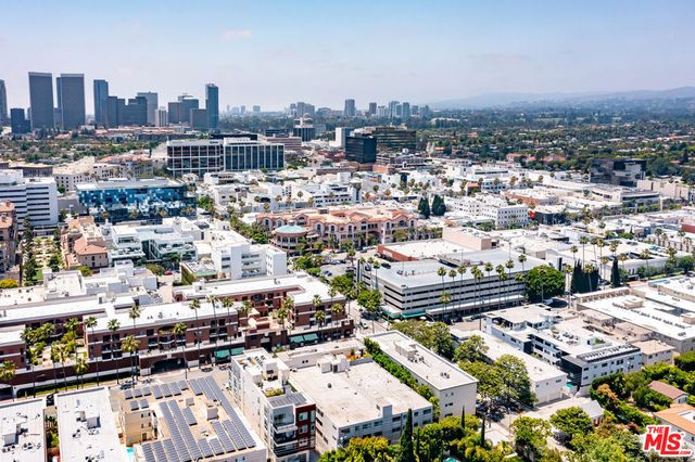 262 N Crescent Drive 2 E, Beverly Hills, CA 90210