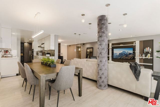 262 N Crescent Drive 2 E, Beverly Hills, CA 90210