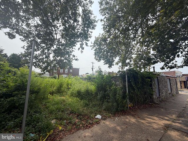 408-10 W CHEW AVE, Philadelphia, PA 19120