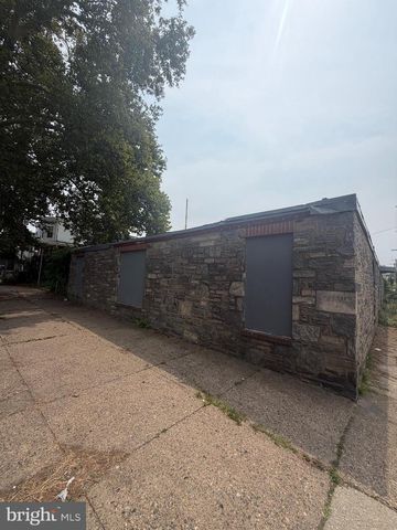 408-10 W CHEW AVE, Philadelphia, PA 19120